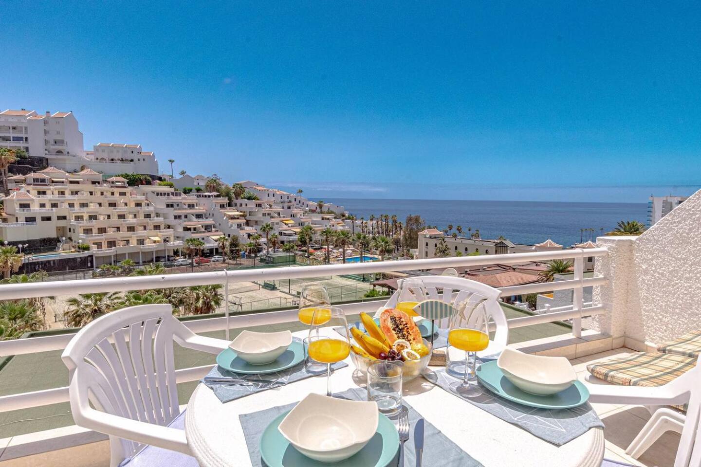 Sunny Oceanview Terrace By Dream Homes Tenerife Acantilado de los Gigantes Kültér fotó